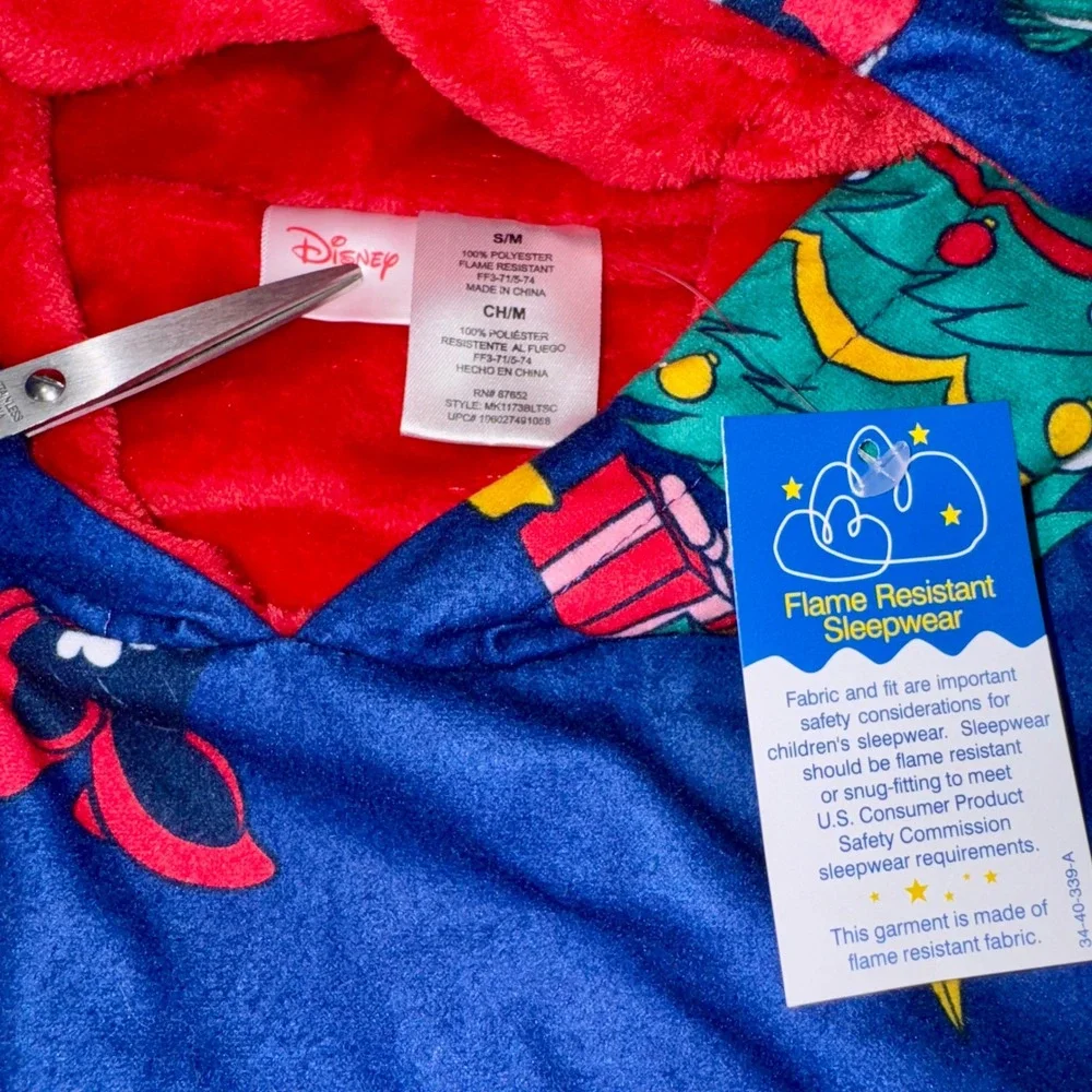 Disney Christmas Hoodie Pajama Top S/M Mickey Minnie Donald Goofy‎ Pluto NWT